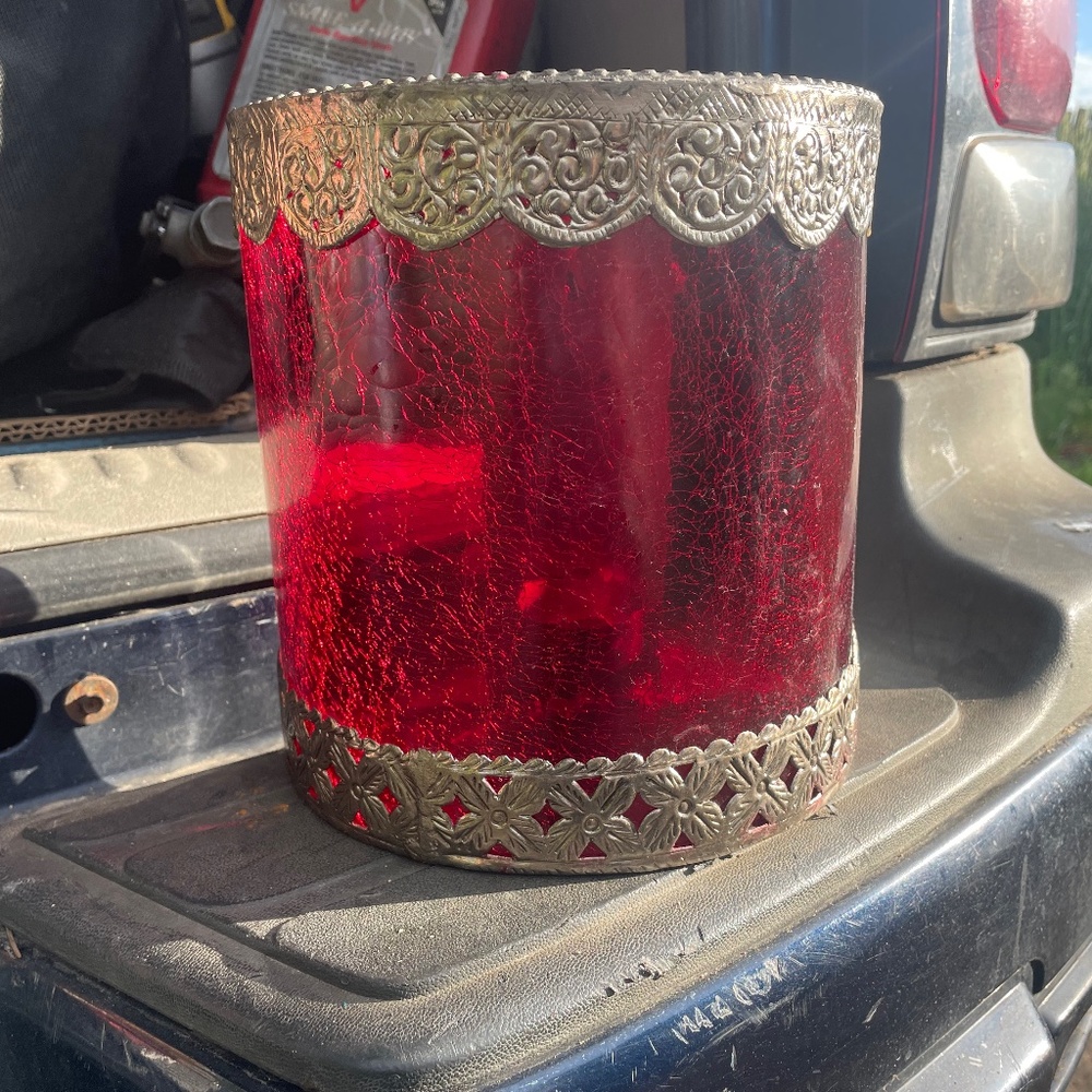 Decorative candle holder
